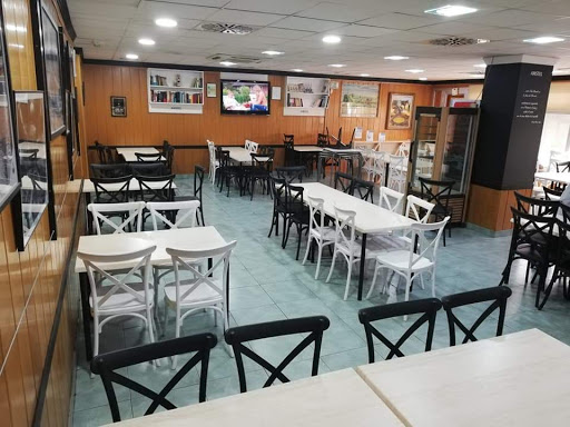 Cafetería-Restaurante Arroz Y Tartana