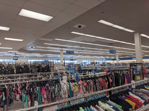 Clothing Store «Ross Dress for Less», reviews and photos, 13510 Whittier Blvd, Whittier, CA 90605, USA