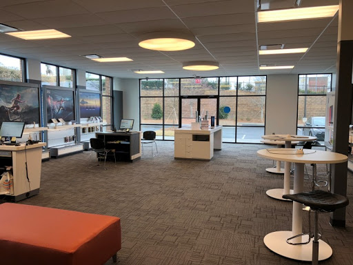 Cell Phone Store «AT&T Authorized Retailer», reviews and photos, 3320 Lawrenceville-Suwanee Rd #2g, Suwanee, GA 30024, USA