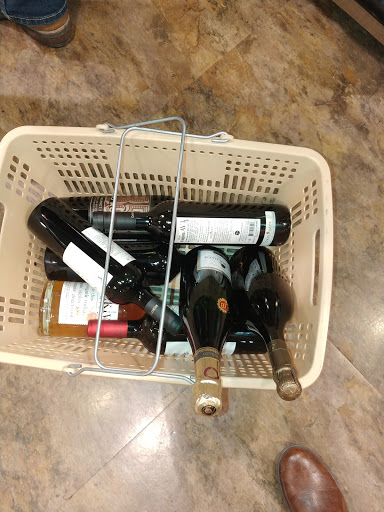 Wine Store «Total Wine & More», reviews and photos, 17530 La Cantera Pkwy #103, San Antonio, TX 78257, USA