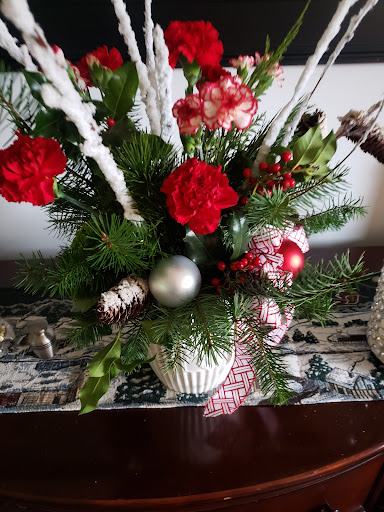 Florist «Rambling Rose Florist», reviews and photos, 22428 Gilmore St, West Hills, CA 91307, USA