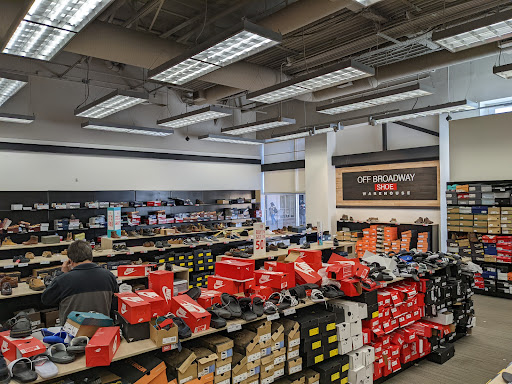 Shoe Store «Off Broadway Shoe Warehouse», reviews and photos, 125 Great Mall Dr, Milpitas, CA 95035, USA