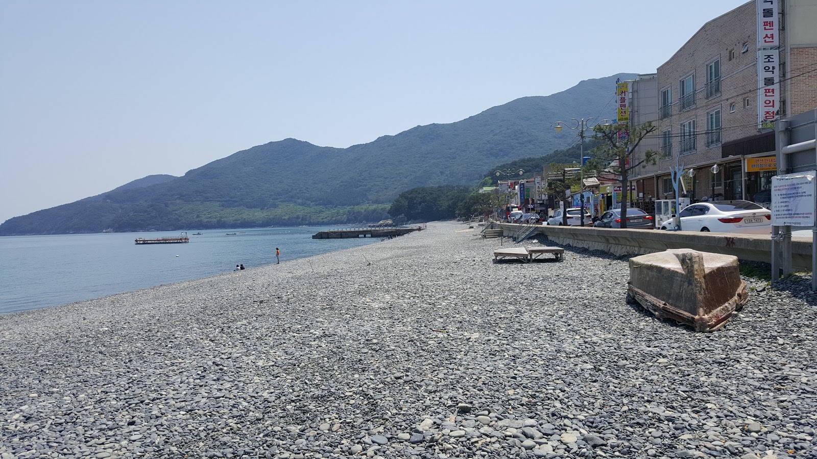 Φωτογραφία του Hakdong Black Pearl Beach με επίπεδο καθαριότητας πολύ καθαρό