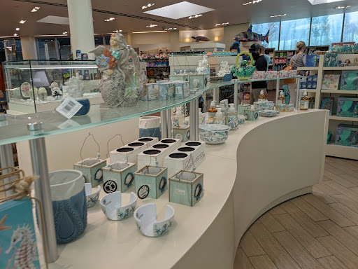 Gift Shop «Pacific Collections Gift Shop», reviews and photos, 100 Aquarium Way, Long Beach, CA 90802, USA