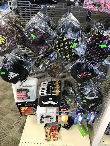 Tobacco Shop «Maryland Tobacco», reviews and photos, 1375 Maryland Ave E, St Paul, MN 55106, USA