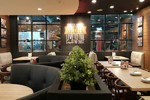 Pizza Hut Restoran - Ciputra Mall image