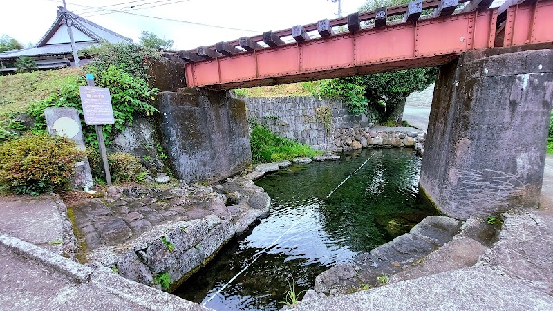 寺坂水源