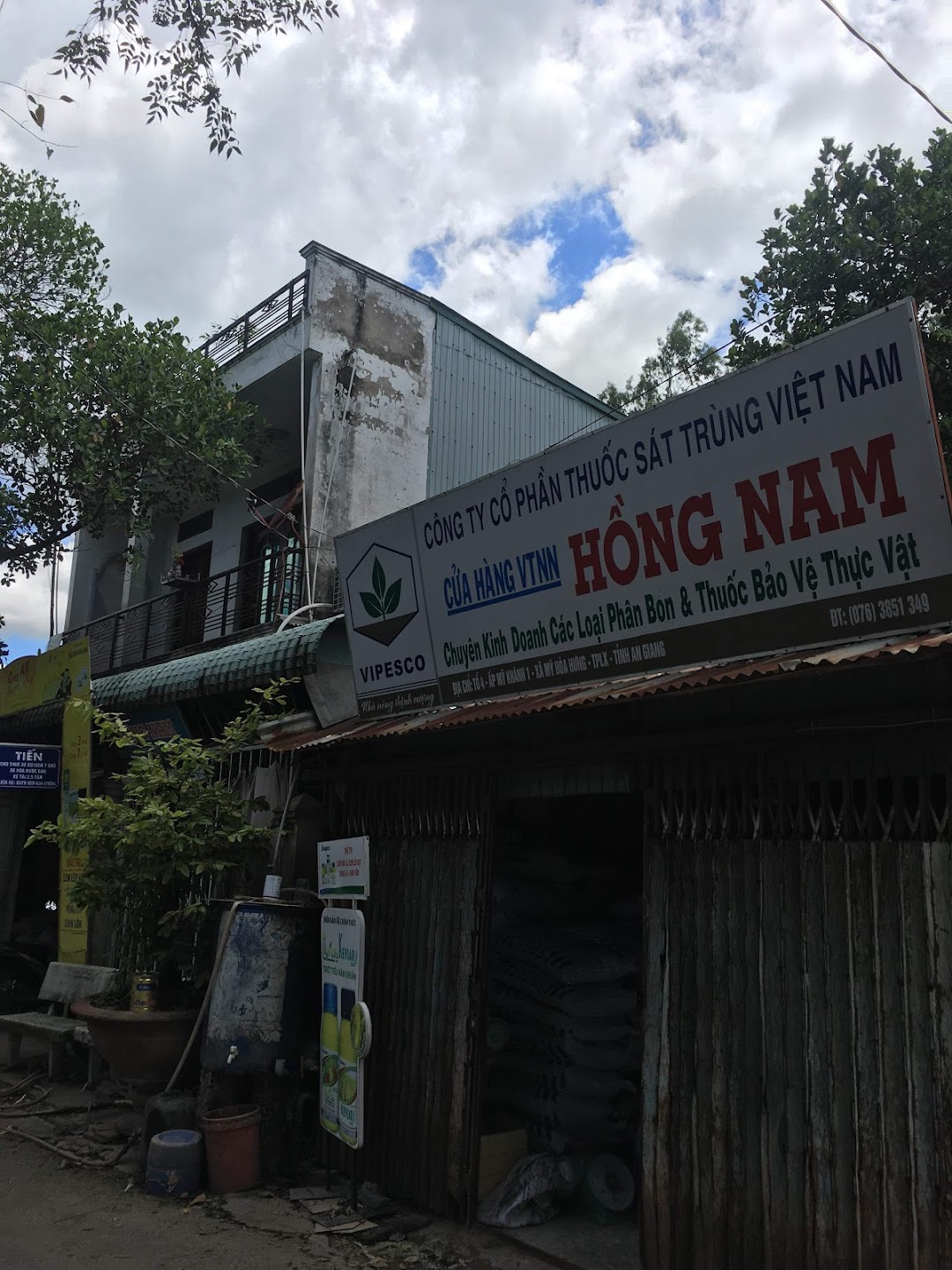 Cửa Hàng VTNN Hồng Nam