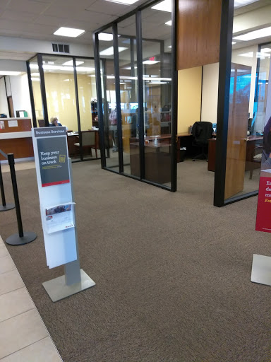 Bank «Wells Fargo Bank», reviews and photos