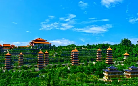 Fo Guang Shan Buddha Museum image
