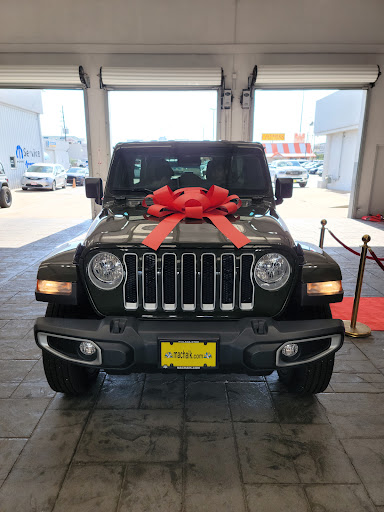 Used Car Dealer «Mac Haik Chrysler Dodge Jeep Ram», reviews and photos, 12111 Katy Fwy, Houston, TX 77079, USA