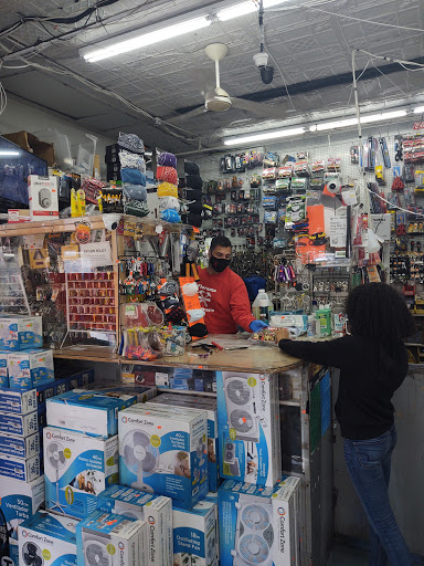 Hardware Store «Florama Hardware», reviews and photos, 98 Graham Ave, Brooklyn, NY 11206, USA