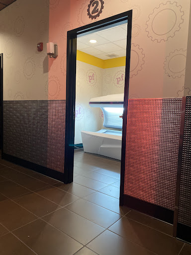 Gym «Planet Fitness», reviews and photos, 8430 Old Keene Mill Rd, West Springfield, VA 22152, USA