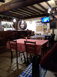 Atmosphère du Restaurant français Café Restaurant de la Forge à Étoges - n°1