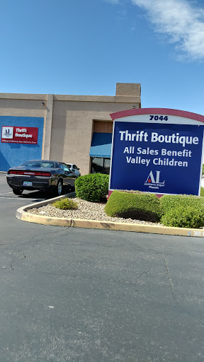 Thrift Store «Assistance League of Phoenix Thrift Boutique», reviews and photos, 7044 N 7th St, Phoenix, AZ 85020, USA