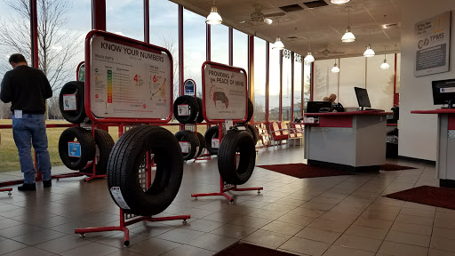 Tire Shop «Discount Tire Store - Rossford, OH», reviews and photos, 27135 Crossroads Pkwy, Rossford, OH 43460, USA