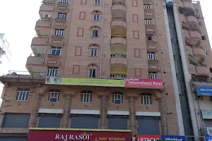 Pallavi International Hotel image