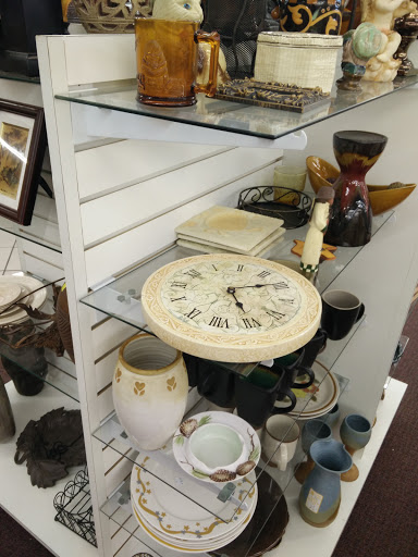 Thrift Store «The Salvation Army Family Store & Donation Center», reviews and photos