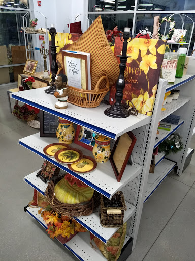Thrift Store «Goodwill High Street Retail Store», reviews and photos