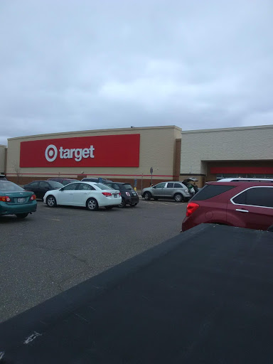 Department Store «Target», reviews and photos, 2199 MN-36, North St Paul, MN 55109, USA