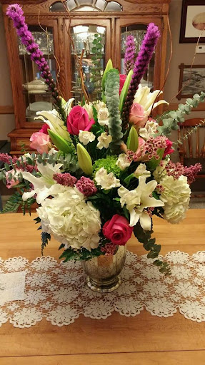 Florist «Leon Valley Flowers», reviews and photos, 7113 Bandera Rd, San Antonio, TX 78238, USA