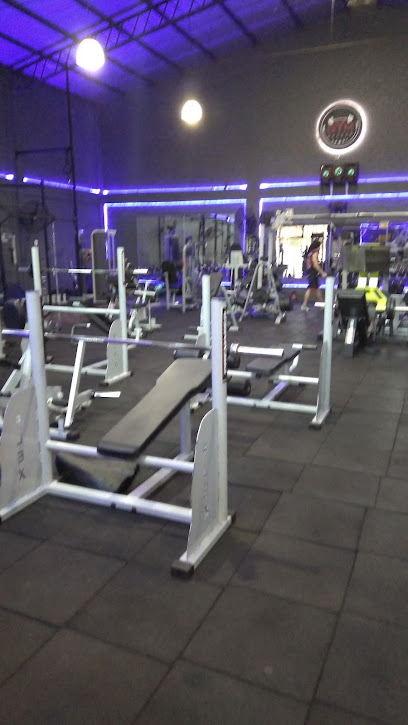Center Gym Cross Training - Calle San Fernando Area 2, 7000, Paraguay