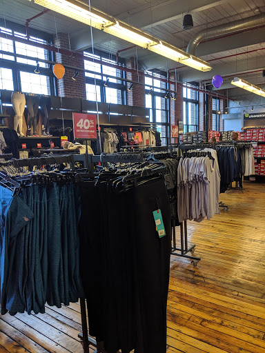 Shoe Store «New Balance», reviews and photos, 5 S Union St, Lawrence, MA 01843, USA