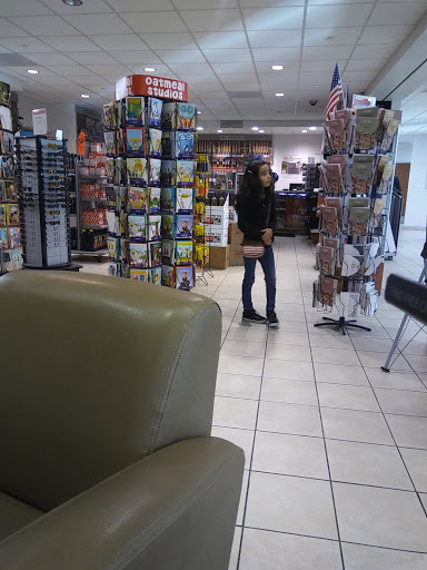 Toyota Dealer «One Toyota of Oakland», reviews and photos, 8181 Oakport St, Oakland, CA 94621, USA