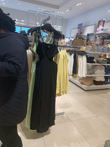 Clothing Store «Forever 21», reviews and photos, 1001 N Arney Rd #1000, Woodburn, OR 97071, USA