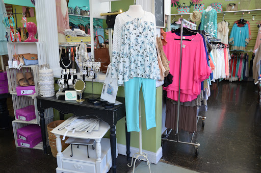 Boutique «The Pink Porch», reviews and photos, 1326 Trotwood Ave, Columbia, TN 38401, USA