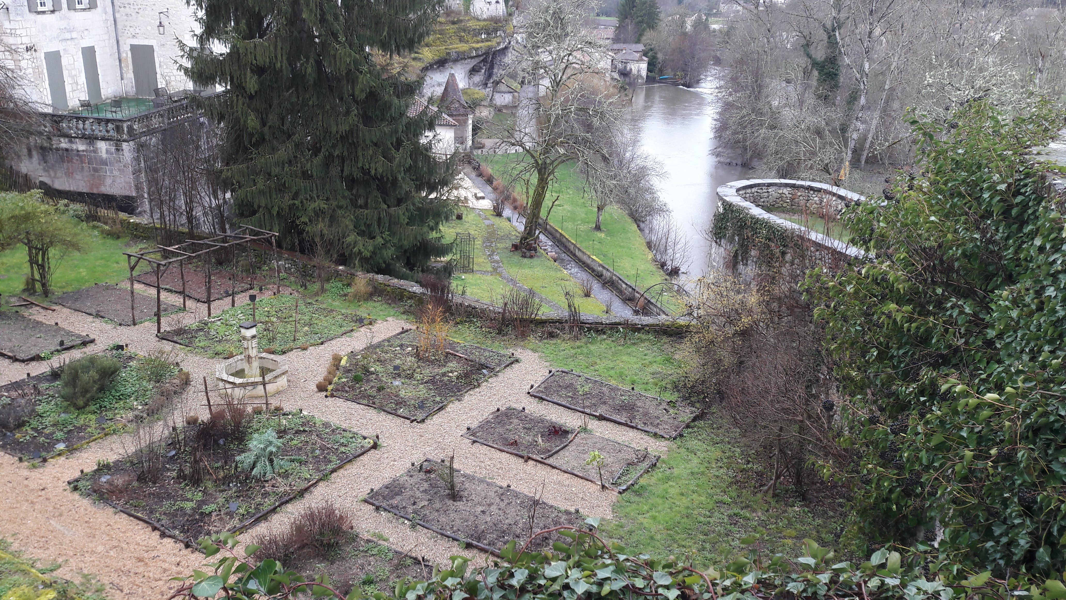 Photo n° 2 de l'avis de PolAlex.e fait le 22/02/2018 à 07:40