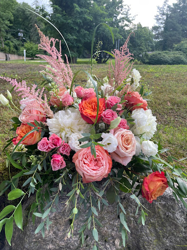 Florist «Lake Grove Village Florist», reviews and photos, 1015 Hawkins Ave, Lake Grove, NY 11755, USA