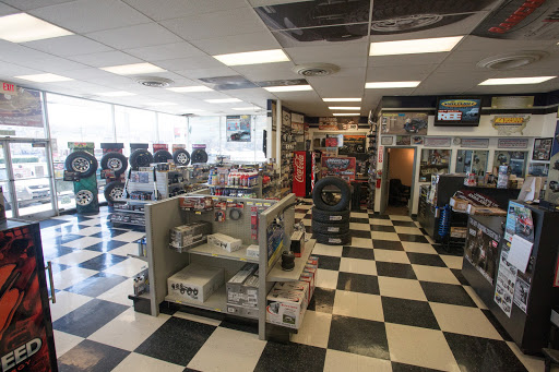 Truck Accessories Store «4 Wheel Parts - Nashville, TN», reviews and photos, 4095 Nolensville Pike b, Nashville, TN 37211, USA
