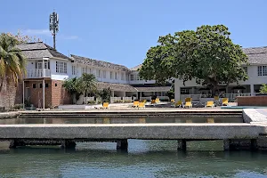 Morgan's Harbour Hotel image
