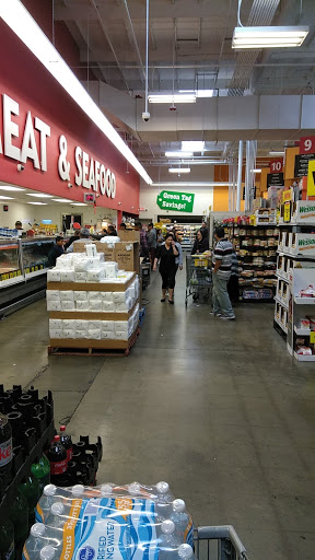 Grocery Store «Food 4 Less», reviews and photos, 4400 Slauson Ave, Maywood, CA 90270, USA