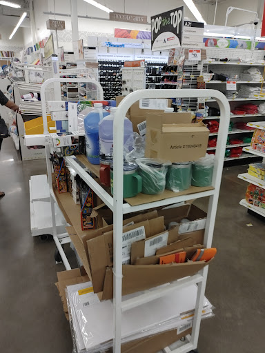 Fabric Store «Jo-Ann Fabrics and Crafts», reviews and photos, 6930 W Kellogg Dr, Wichita, KS 67209, USA