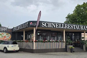 Szuppi Ungarischer Làngos image