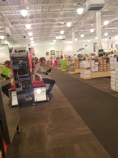 Shoe Store «DSW Designer Shoe Warehouse», reviews and photos, 2130 Gallatin Pike N, Madison, TN 37115, USA