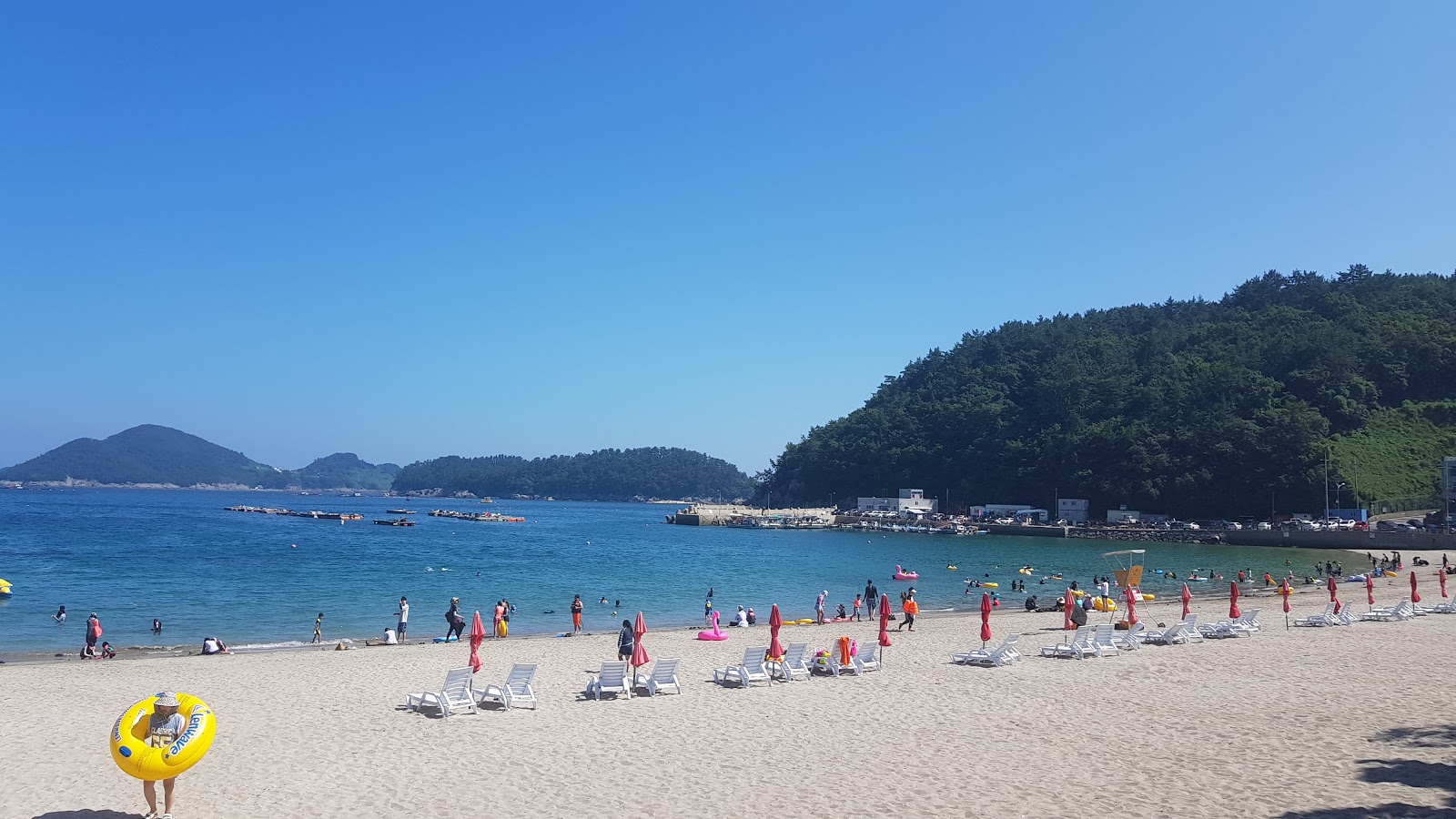 Photo of Sulli Beach with very clean level of cleanliness