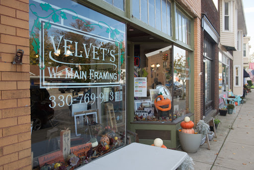 Velvet's West Main Framing