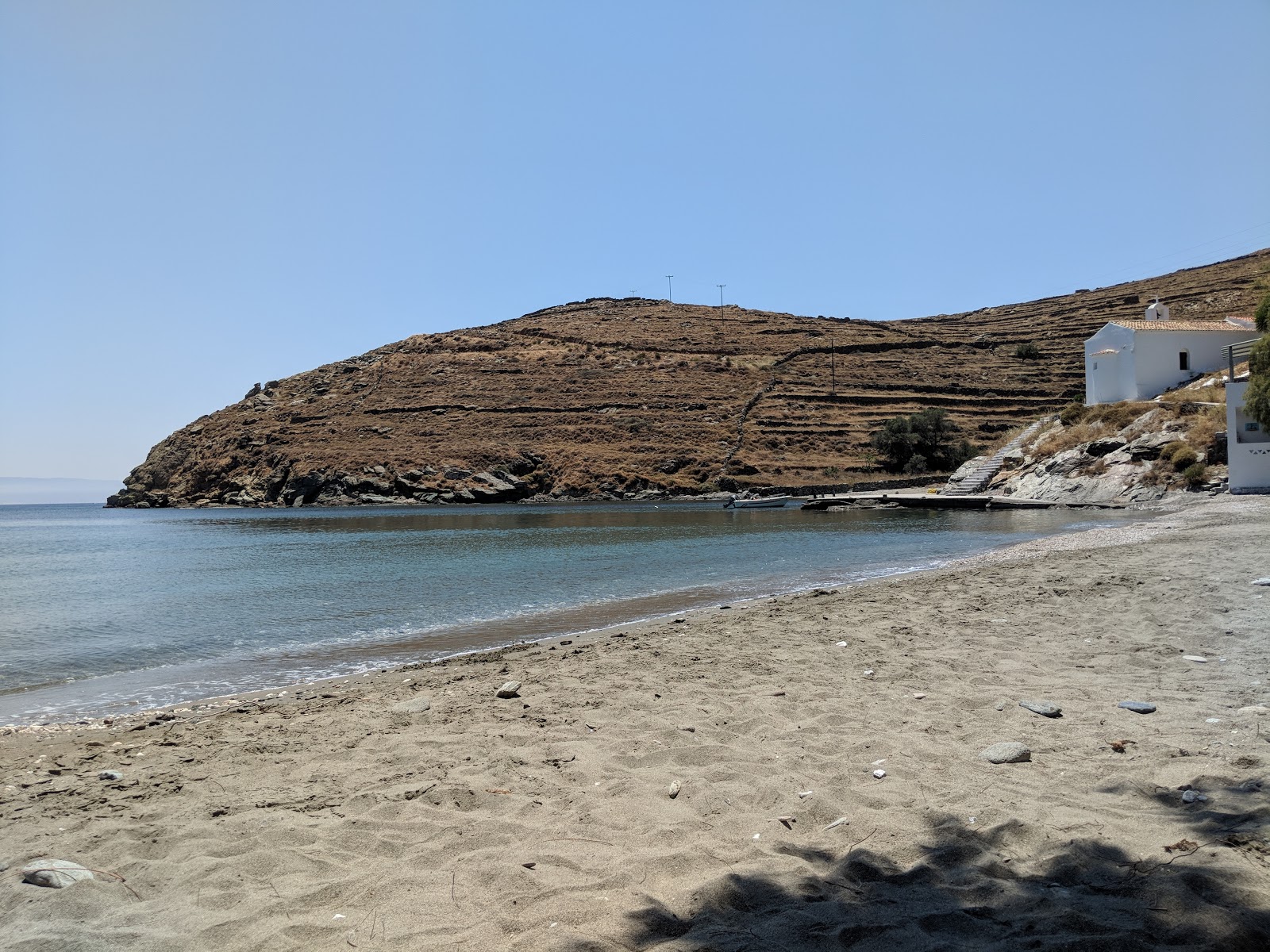 Foto di Paralia Lefkes con baia spaziosa