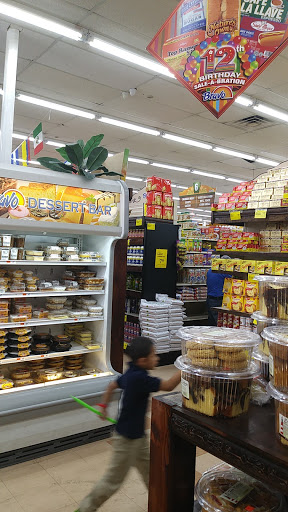 Grocery Store «Bravo Supermarkets», reviews and photos, 4108 W Vine St, Kissimmee, FL 34741, USA