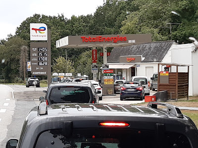Station Total Energies - Etablissements Izanic à Pontivy