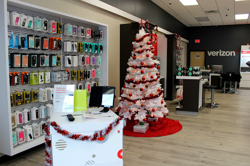 Cell Phone Store «Verizon Wireless and FiOS Retailer- Im Wireless - North Andover», reviews and photos, 435 Winthrop Ave, Lawrence, MA 01843, USA