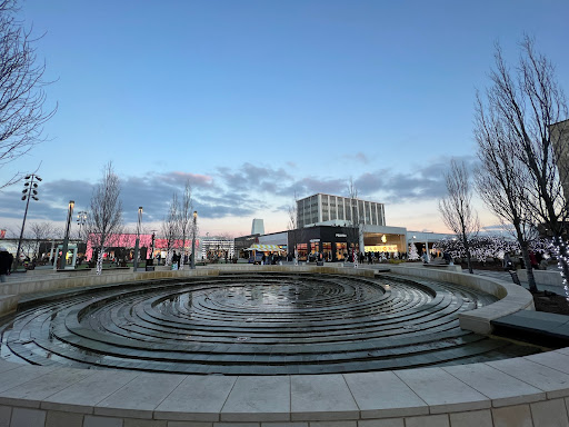 Shopping Mall «Oakbrook Center», reviews and photos, 100 Oakbrook Center, Oak Brook, IL 60523, USA