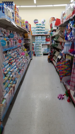 Dollar Store «FAMILY DOLLAR», reviews and photos, 25640 W 8 Mile Rd, Southfield, MI 48033, USA