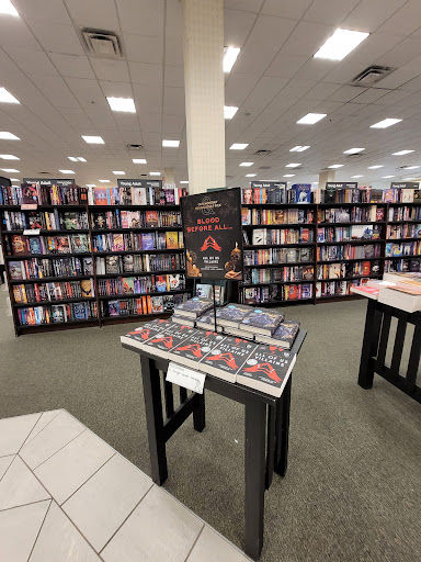 Book Store «Barnes & Noble», reviews and photos, 1 E Towne Mall, Madison, WI 53704, USA
