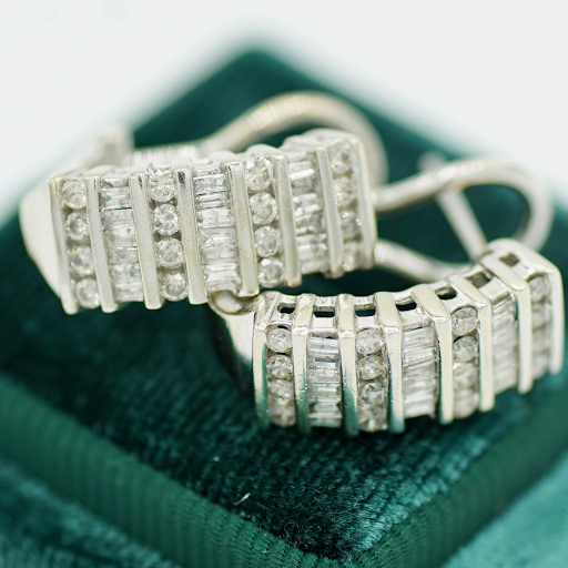 Pawn Shop «Virginia Beach Pawn and Jewelry», reviews and photos, 829 Lynnhaven Pkwy #111, Virginia Beach, VA 23452, USA