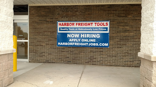 Hardware Store «Harbor Freight Tools», reviews and photos, 1700 E Sherman Blvd, Muskegon, MI 49444, USA