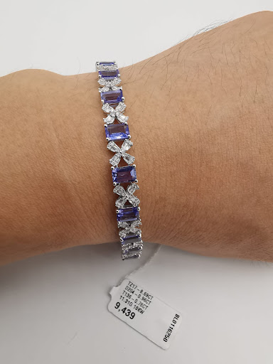 Jewelry Store «Studio Jewelers», reviews and photos, 2240 Bartow Ave, Bronx, NY 10475, USA